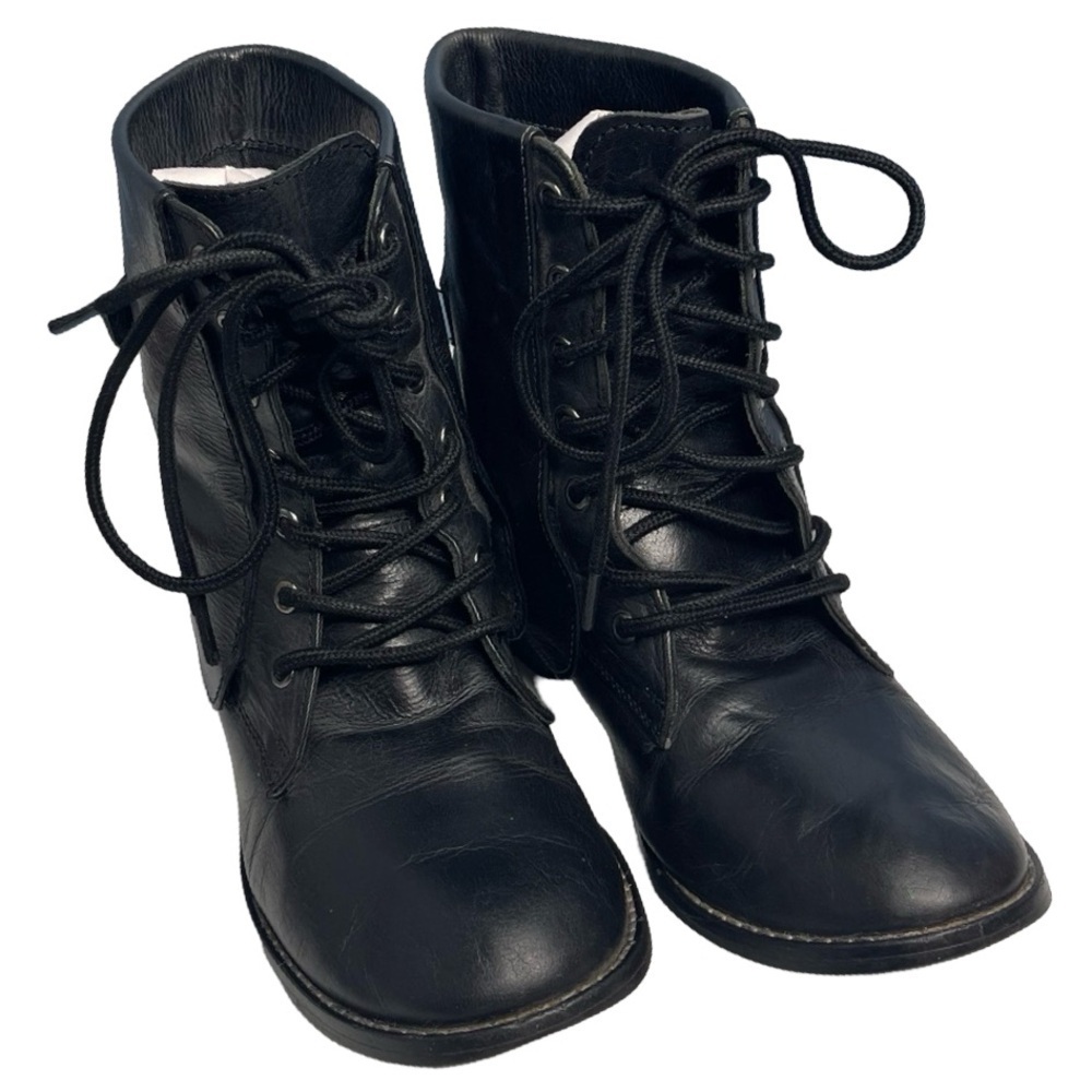 Mia black skirt flap all leather black lace up combat buckle back boots size 7